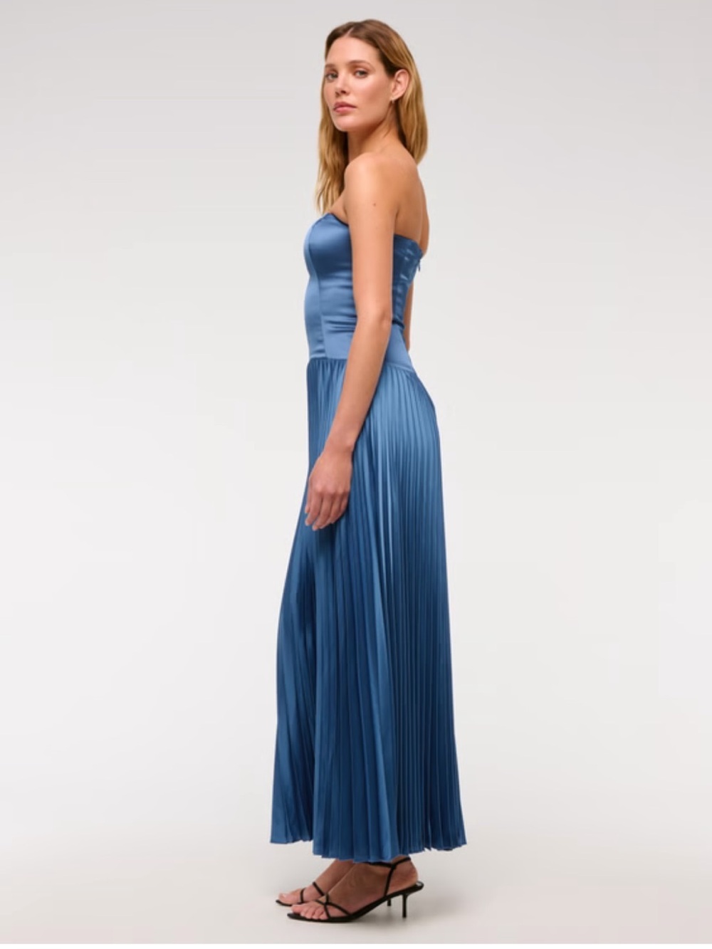 Abercrombie & Fitch Giselle Drop Waist Maxi Dress in Dutch Blue, SMALL PETITE - Picture 3 of 10